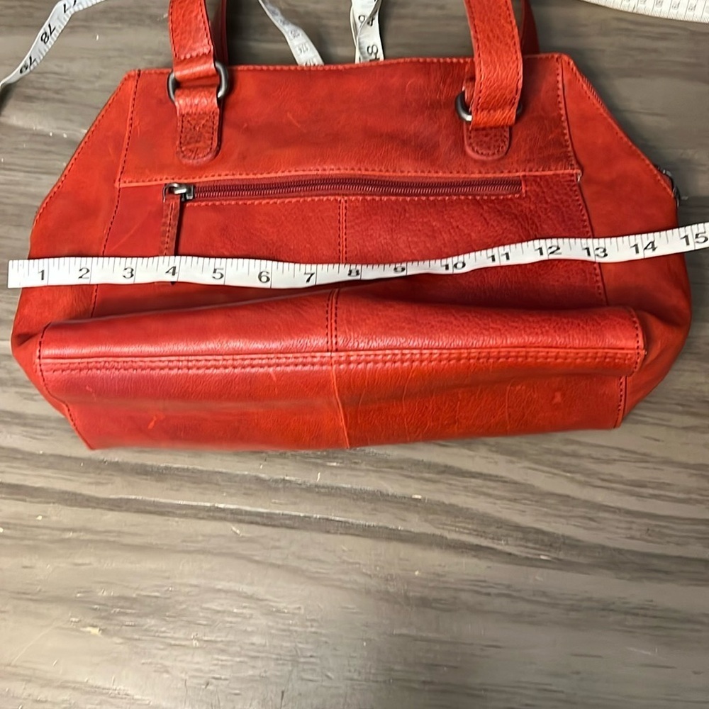 SPIKES & SPARROW RED LEATHER SHOULDER BAG - Picture 9 of 16